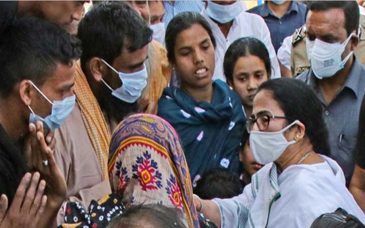 সিবিআই কোর্টের ব্যাপার, মমতার উপর আস্থা রেখেও গ্রামে ফেরা নিয়ে নীরব সেই মিহিলাল